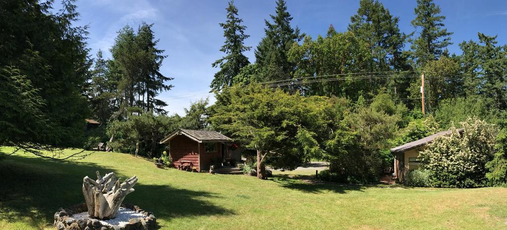 Driftwood Village Cottages Sturdies Bay Экстерьер фото